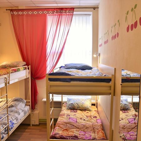 Vishnya Hostel Dnipro Exterior foto