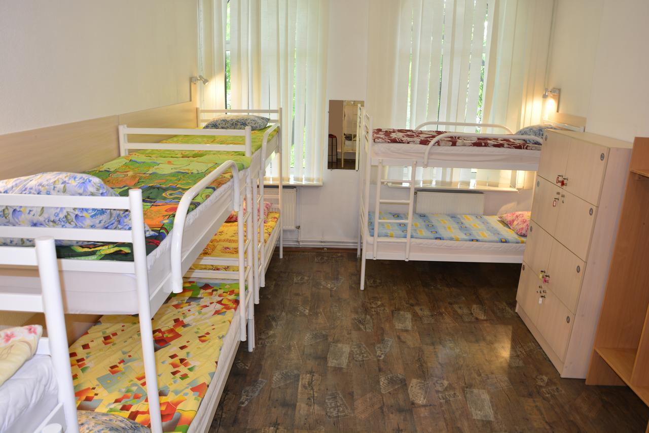 Vishnya Hostel Dnipro Exterior foto